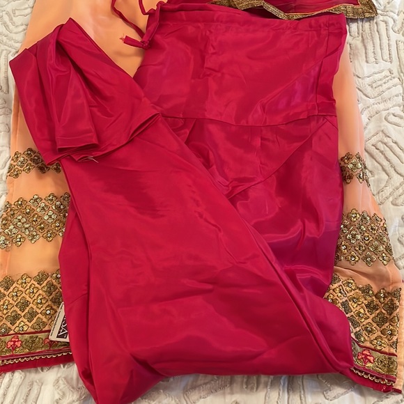 Indian Pakistani kurta suit set outfit pink gold tunic / dupatta / pants - Picture 6 of 8